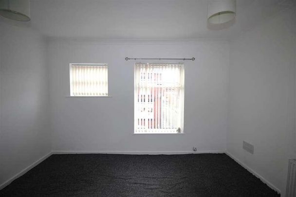 Charles Street, Farnworth, BL4 - Photo 1