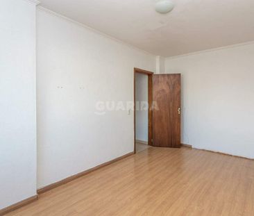 Apartamento com 2 dormitórios e 1 vaga no bairro Cavalhada - COD: 2... - Photo 5