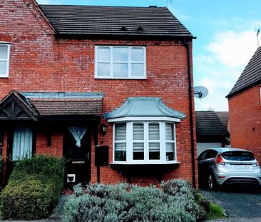 3 bed Semi-detached in Hopkins Way Wellesbourne, Wellesbourne, CV35... - Photo 4