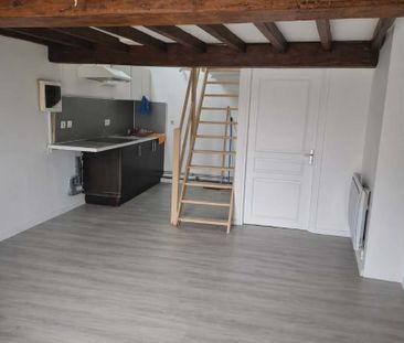 Location Appartement 2 pièces 38m² AIRE SUR LA LYS 62120 - Photo 4