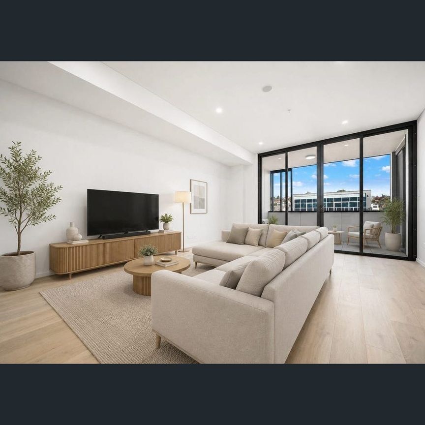 BRAND NEW APARTMENT! - Photo 1