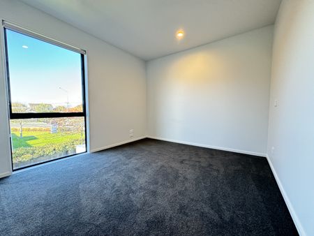 Unit 8, 43 New Brighton Road, Shirley, Christchurch - Photo 2