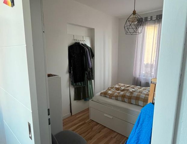 Gemütliche 2-Raum-Wohnung mit Balkon und EBK - Photo 1