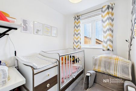 3 bedroom end of terrace house to rent - Photo 5