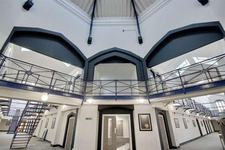 The Old Portsmouth Gaol, PO3 - Photo 4
