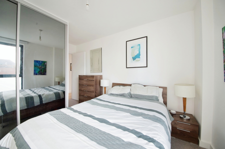 Porcelain House, Mile End, E3, Property for rent - Photo 3