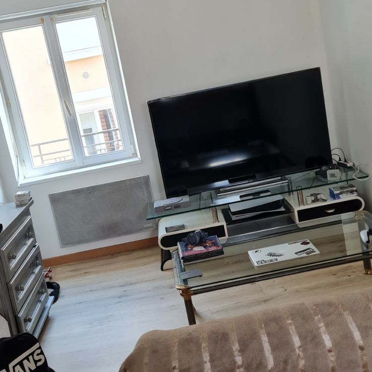 A Louer Reims Laon T2 Meublé 38.66m² - Photo 1