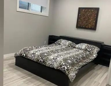 Spacious two bedroom basement inc utilities | Calgary - Photo 1