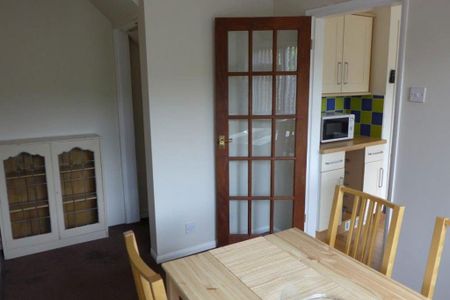 3 bedroom detached house to rent - Photo 5