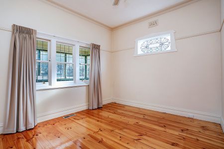 TIMELESS STYLE, MINIMAL MAINTENANCE - Photo 4