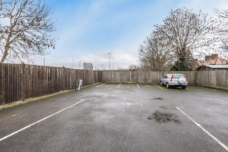 2 bedroom flat to rent - Photo 4