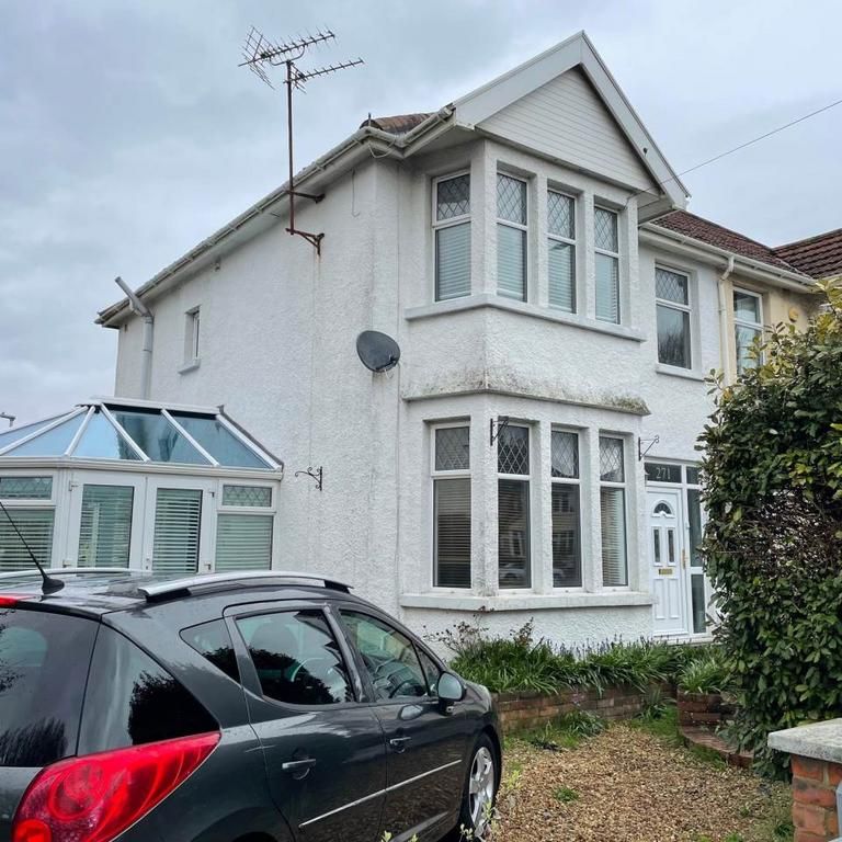 4 bedroom house to rent - Photo 1