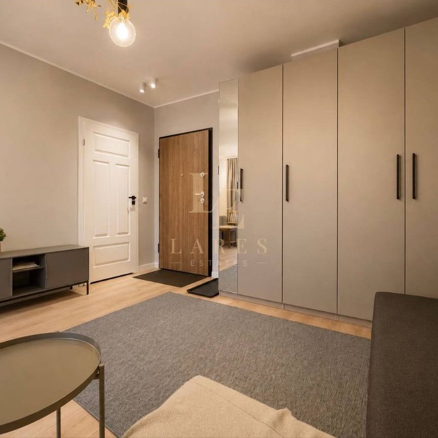Kawalerka|Apartamentowiec|Centrum PraskiegoKoneser - Zdjęcie 1