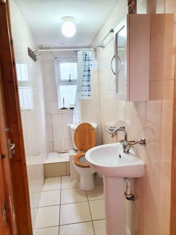 Room in a Shared House, Colville Road, E11 - Photo 2