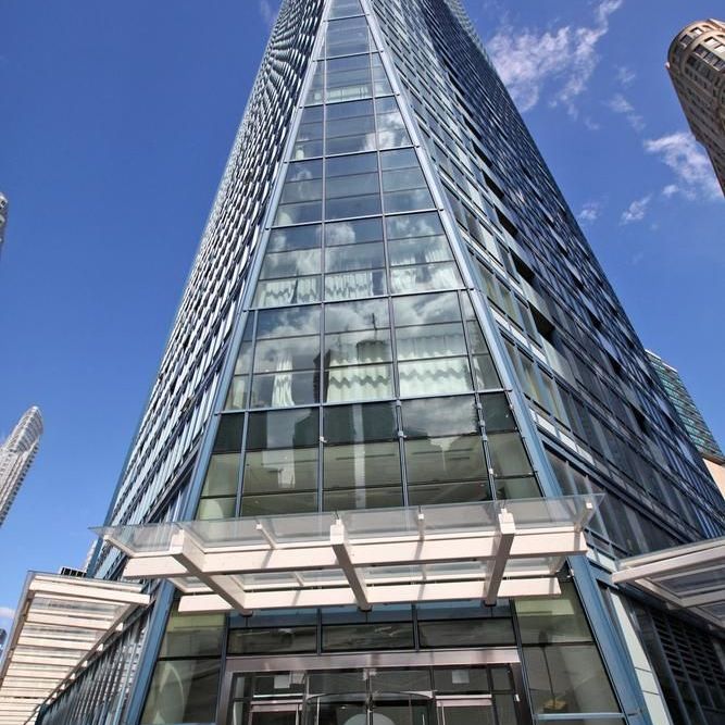 For Lease - 8 The Esplanade Avenue Unit# 3512, Toronto, Ontario - Photo 1