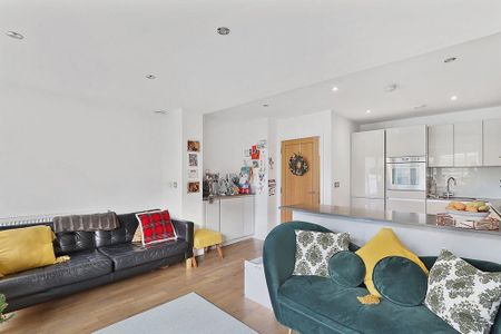 3 bedroom townhouse to rent - Photo 2