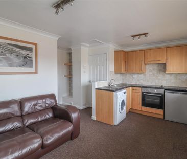 Ringwood Grove, Sothall, S20 - Photo 6