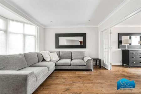 Charter Way, Southgate, London, N14 - Photo 2