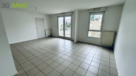 Location / Appartement T3 - Photo 2