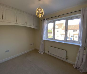 2 bedroom semi-detached house to rent - Photo 3