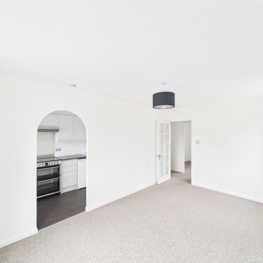 Anxey Way, Haddenham, Aylesbury, Buckinghamshire, HP17 - Photo 1