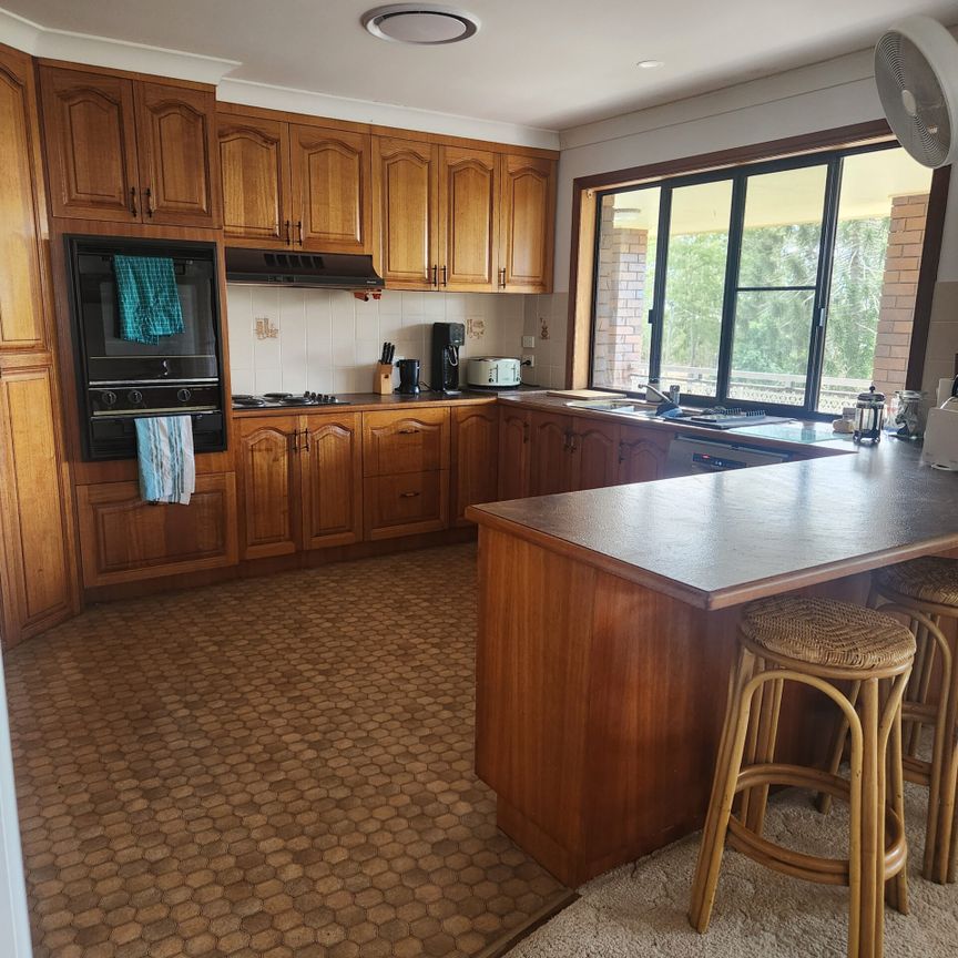 16 Mant Street, QLD 4655, Point Vernon - Photo 1
