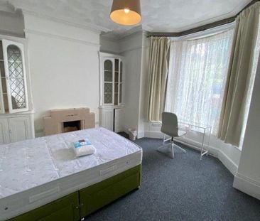 7 bedroom house share to rent - Photo 3