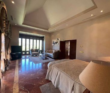 8 bedroom luxury Villa for rent in Benahavís, Andalusia - Photo 4