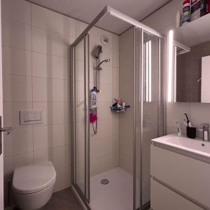 Spacieux appartement de 4.5 pièces au centre de La Chaux-de-Fonds - Photo 3