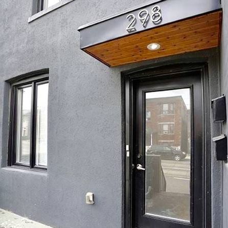 2 Level Trinity Bellwoods - Ossington Strip - Photo 3