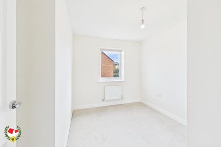 Dowsell Way, Yate, Bristol - Photo 4