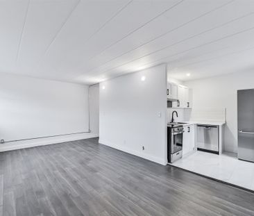 For Lease - 325 Sammon Avenue Unit# 201, Toronto, Ontario - Photo 2