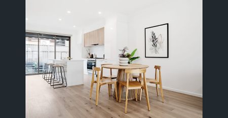 Amazing first class finishes and great location - Photo 2