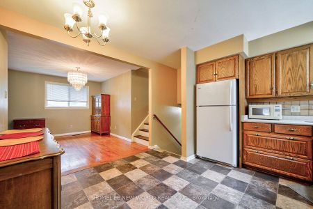 For Lease - 24 Markhaven Road, Markham, Ontario - Photo 4