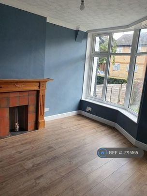 3 bedroom terraced house to rent - Photo 1