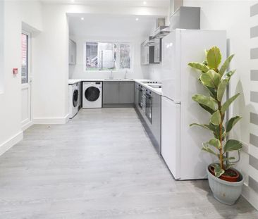 Studio to rent - Photo 6