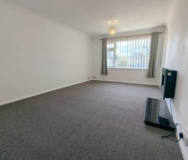 Sussex Gardens, Gloucester - Photo 2