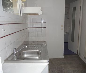 Appartement RUE CHAVAILLAUD - Photo 2