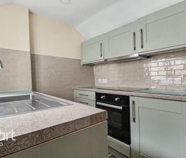 3 bedroom terraced house to rent - Photo 6