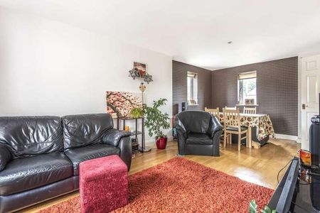 Cedar Court, East Oxford, OX4 - Photo 2