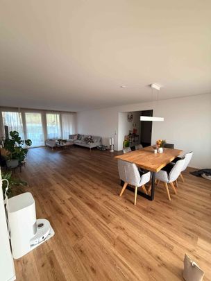 4.5 Zimmer, 120 m², 2. Stock - Photo 1