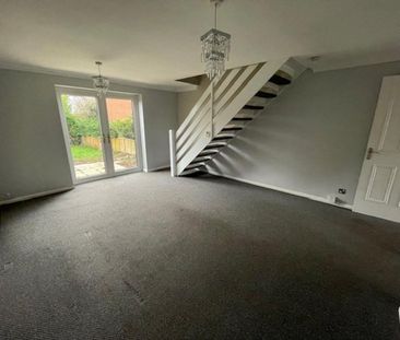 2 bedroom terraced house to rent - Photo 2