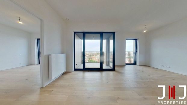 Flat for rent - Photo 1