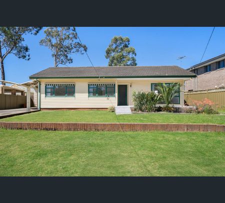 3 Lynwood Avenue, Doonside, NSW 2767 - Photo 2