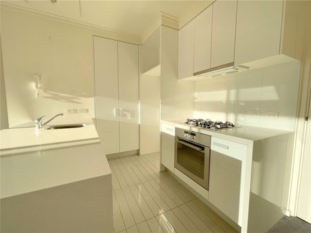 1100/63 Whiteman Street - Photo 3