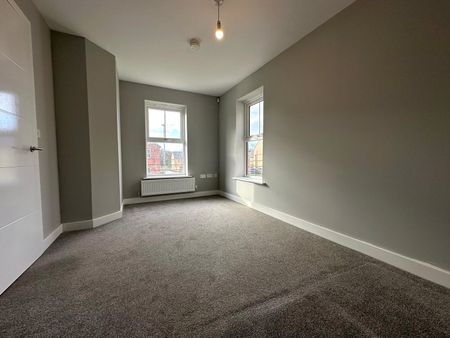 25, Bolton Court, Leeds, West Yorkshire, LS14 6NB - Photo 2