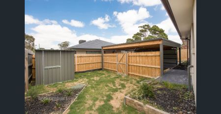 Prime Location - Photo 3