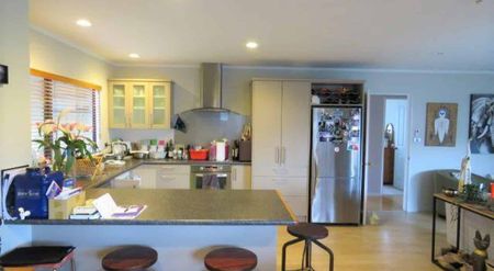 Stunning in Whalers Gate - Photo 5