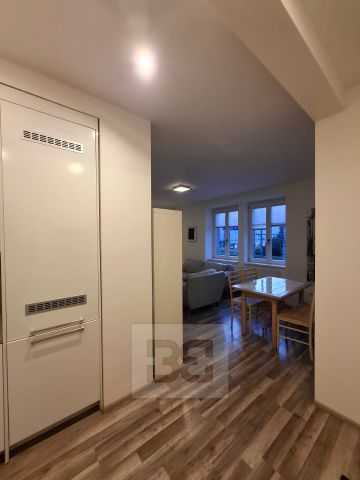 Pronájem bytu 2+kk 65 m², Hradec Králové - Photo 2