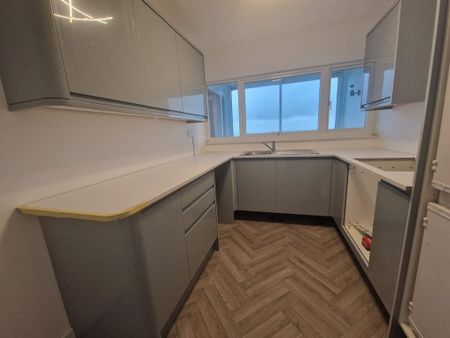 2 bedroom ground floor flat to rent - Photo 4